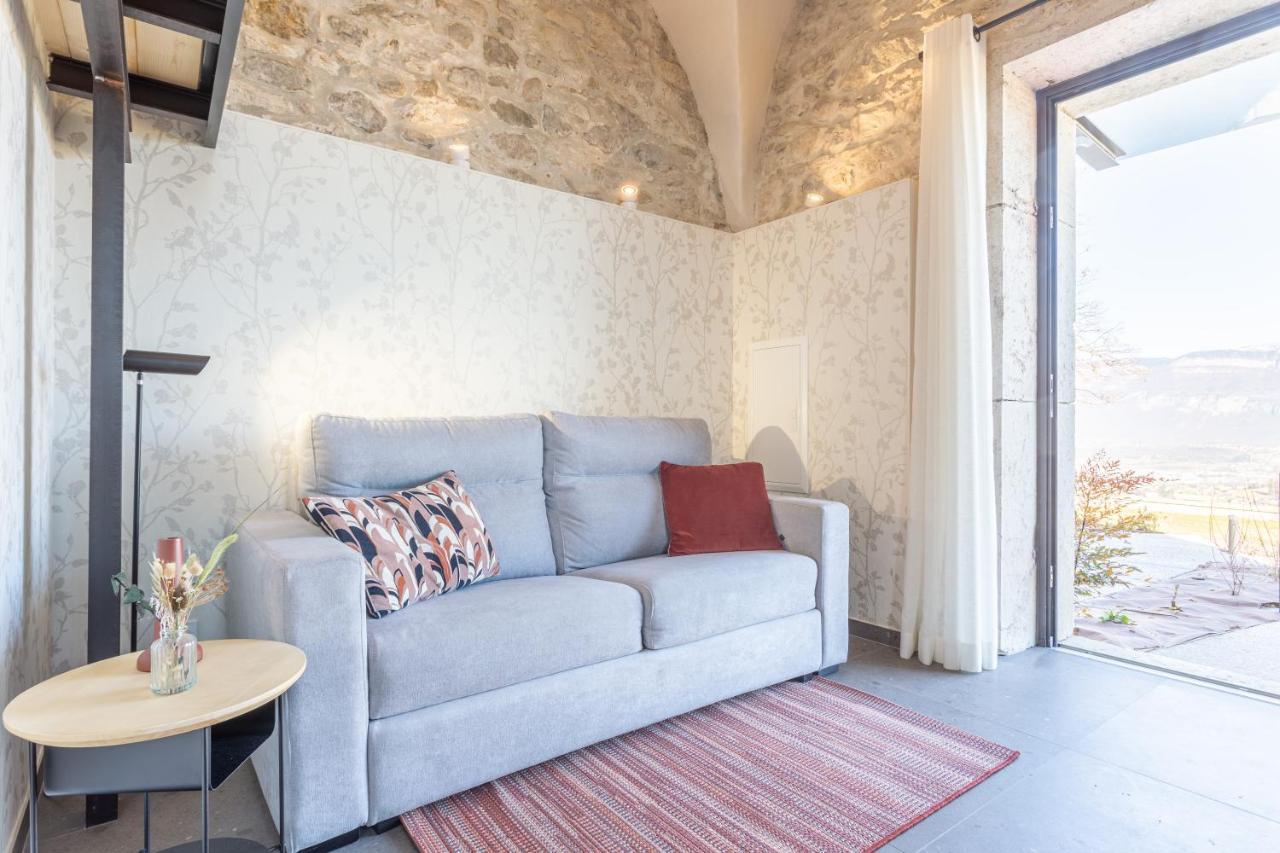 ラ・モット・セルヴォレックス Les Tours Carrees Bed & Breakfast エクステリア 写真
